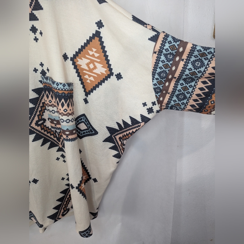 Spice Rose Aztec Pattern Boxy Cut Size L - Picture 3 of 6